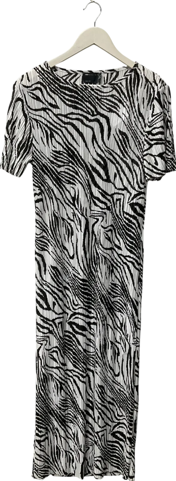 ASOS White Plisse T-shirt Midi Dress In Mono Zebra Print UK 6