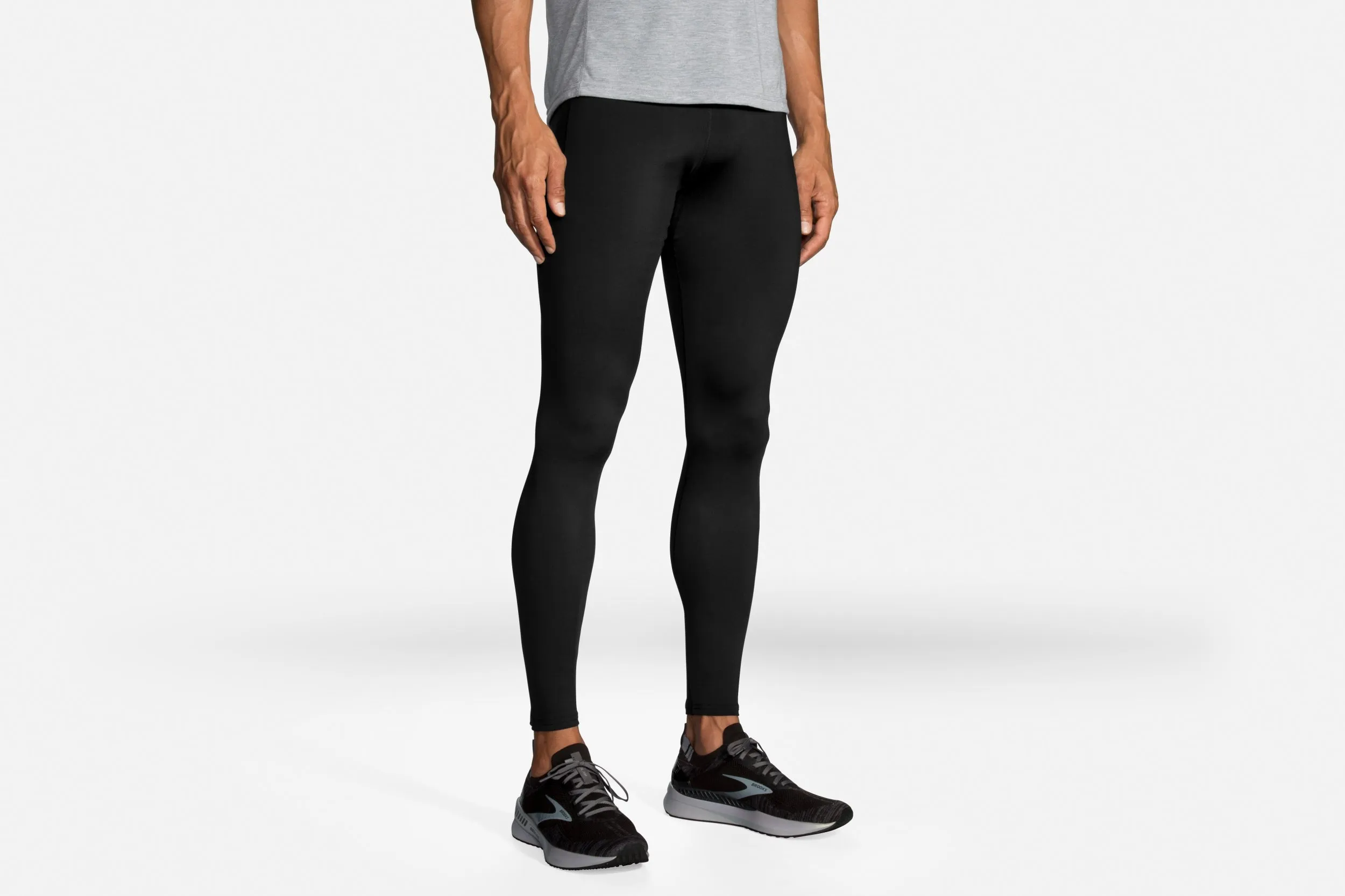 BROOKS Source Tight