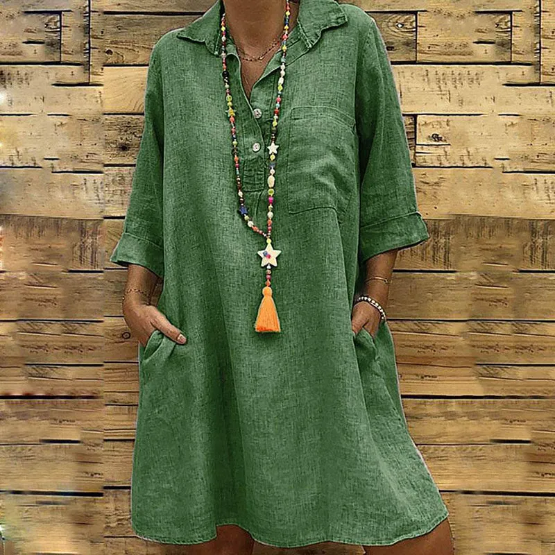 Dress with shirt collar and pockets - perfect for everyday use