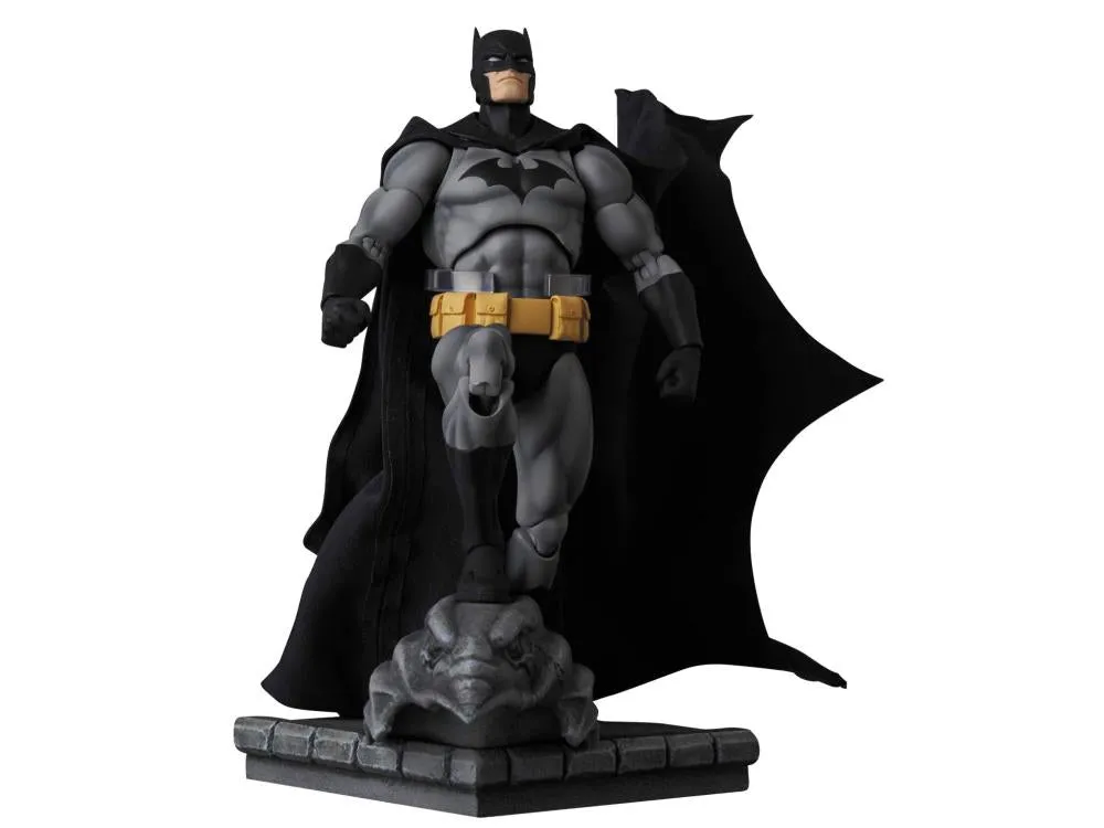 MAFEX No.126 - Batman: HUSH (Black Ver.)