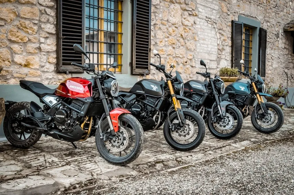 Moto Morini Seiemmezzo STR 650cc Smoky Anthracite