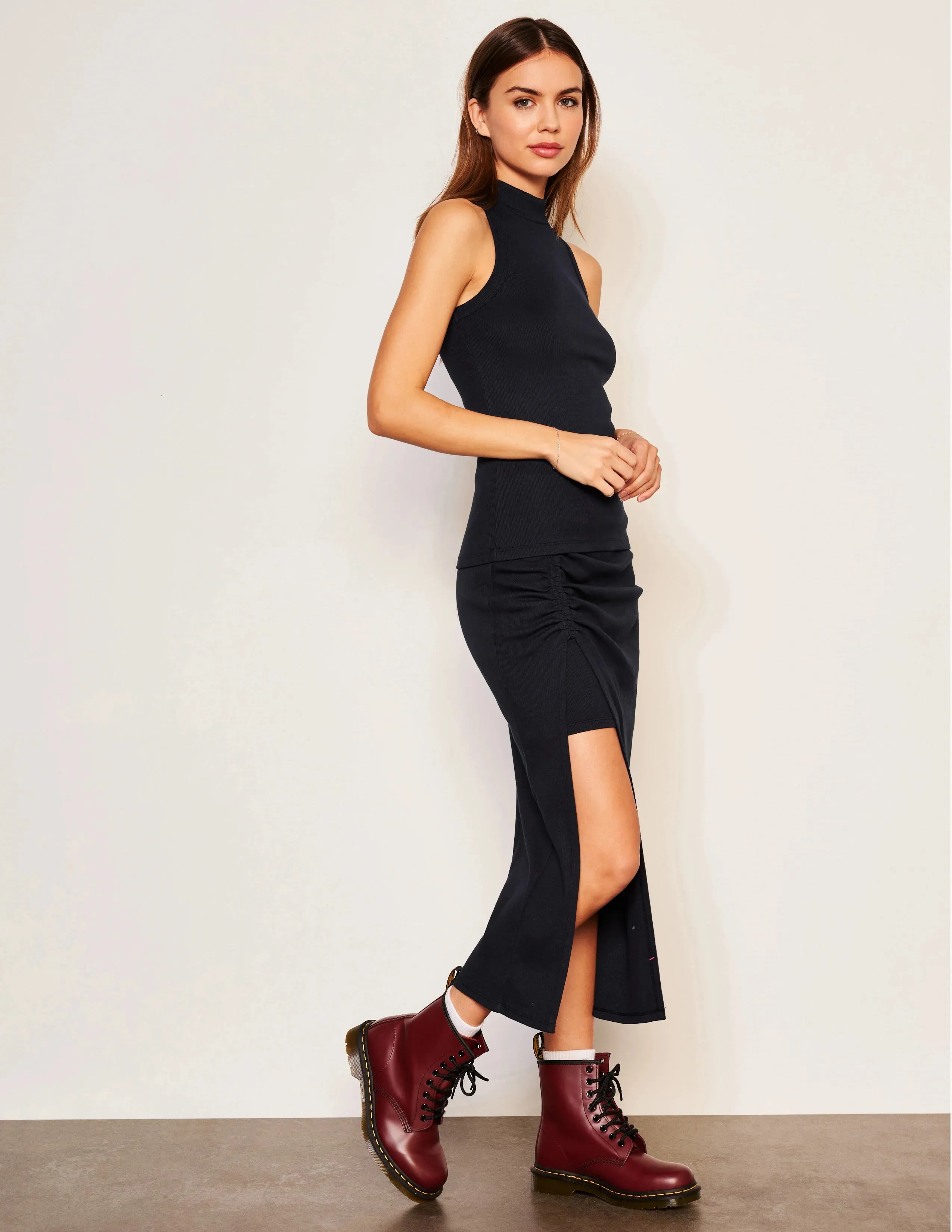SUN Ribbed Shirred Skirt in Navy