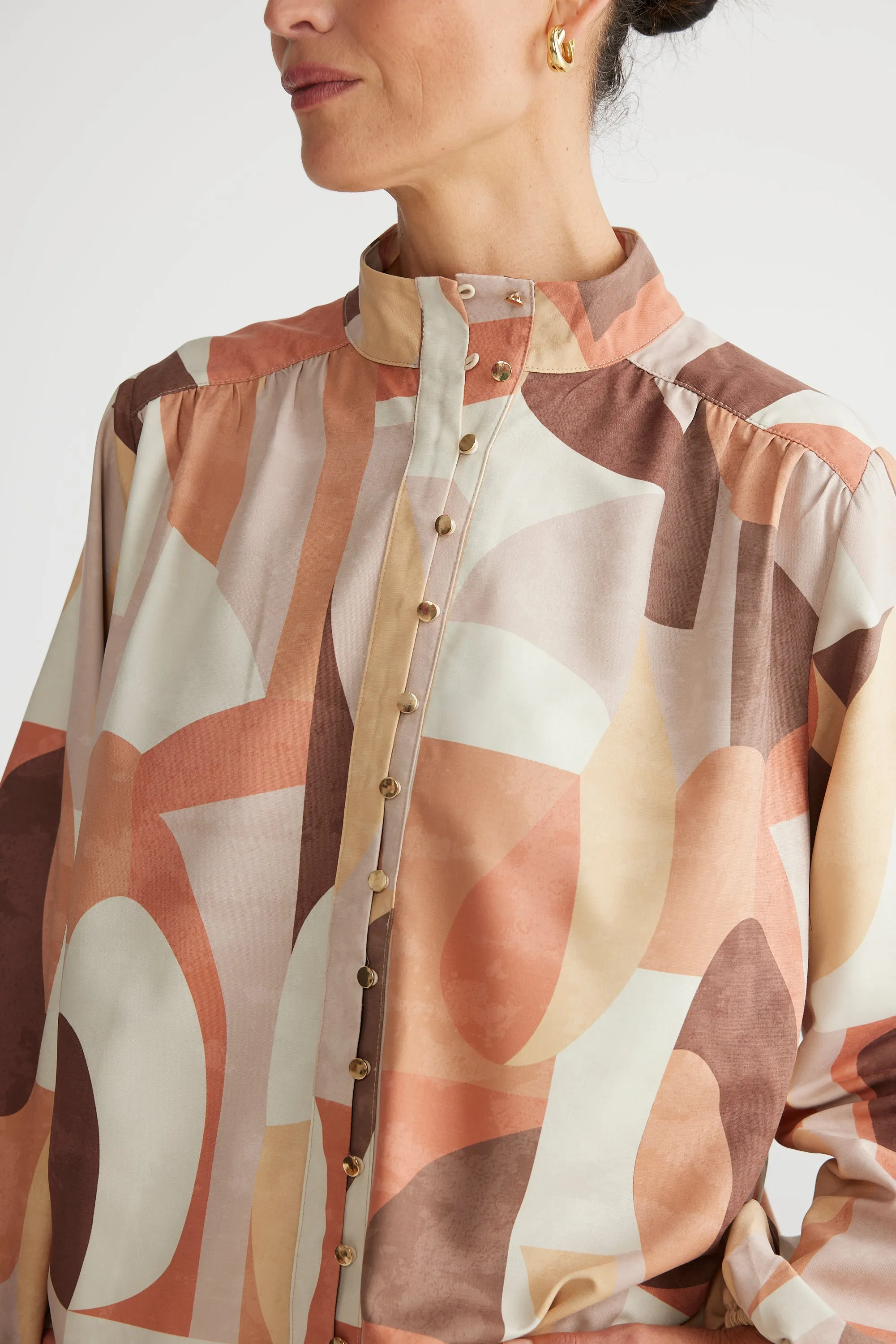 Sylvie Shirt in Earth Abstract