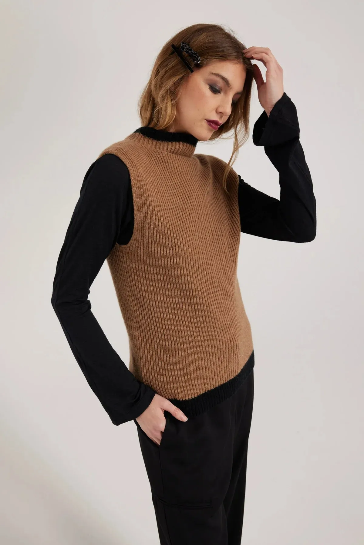Willa Vest | Camel